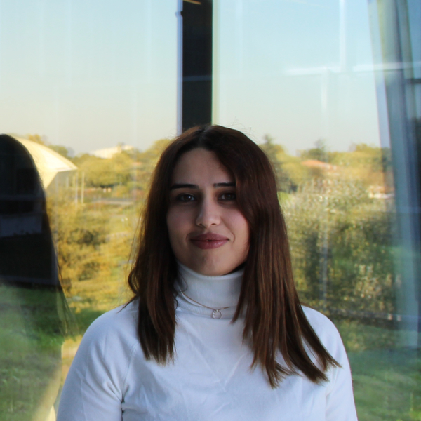 Hala Shalhoub IMG_0364 600_600